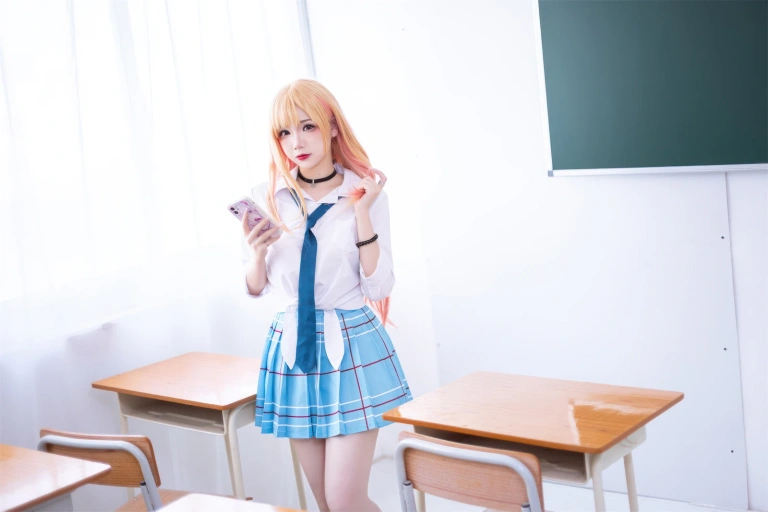 雪晴Astra《喜多川海梦JK》主题写真：44张全套美图