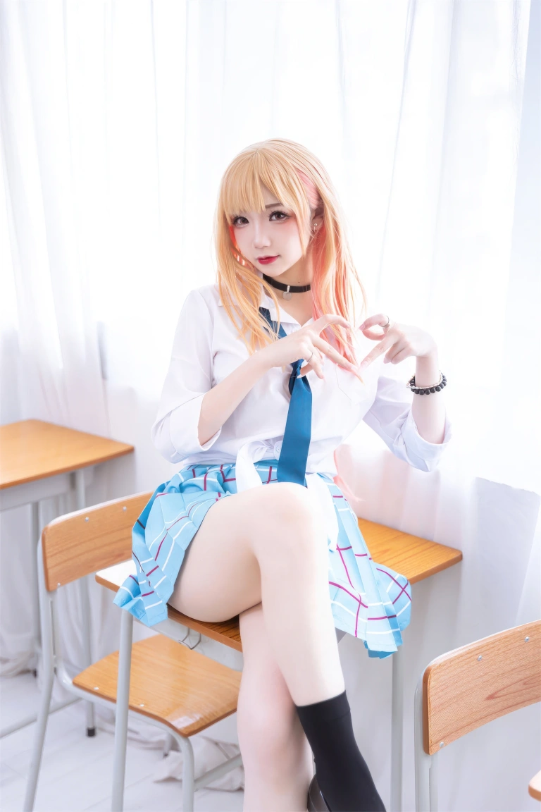 雪晴Astra《喜多川海梦JK》主题写真：44张全套美图