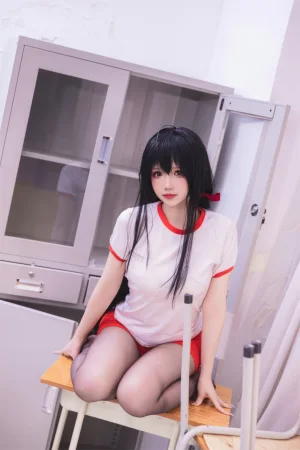 雪晴Astra《碧蓝航线 大凤体操服》主题写真：55张全套美图