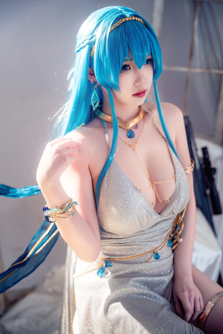 雪晴Astra《水晶派对海伦》主题写真：42张全套美图，含10个视频