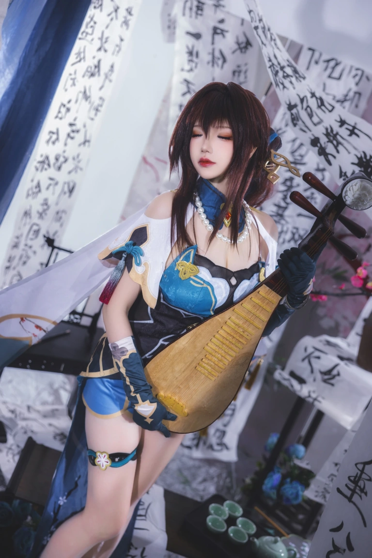 雪晴Astra《阮梅》主题写真：84张全套美图，含3个视频
