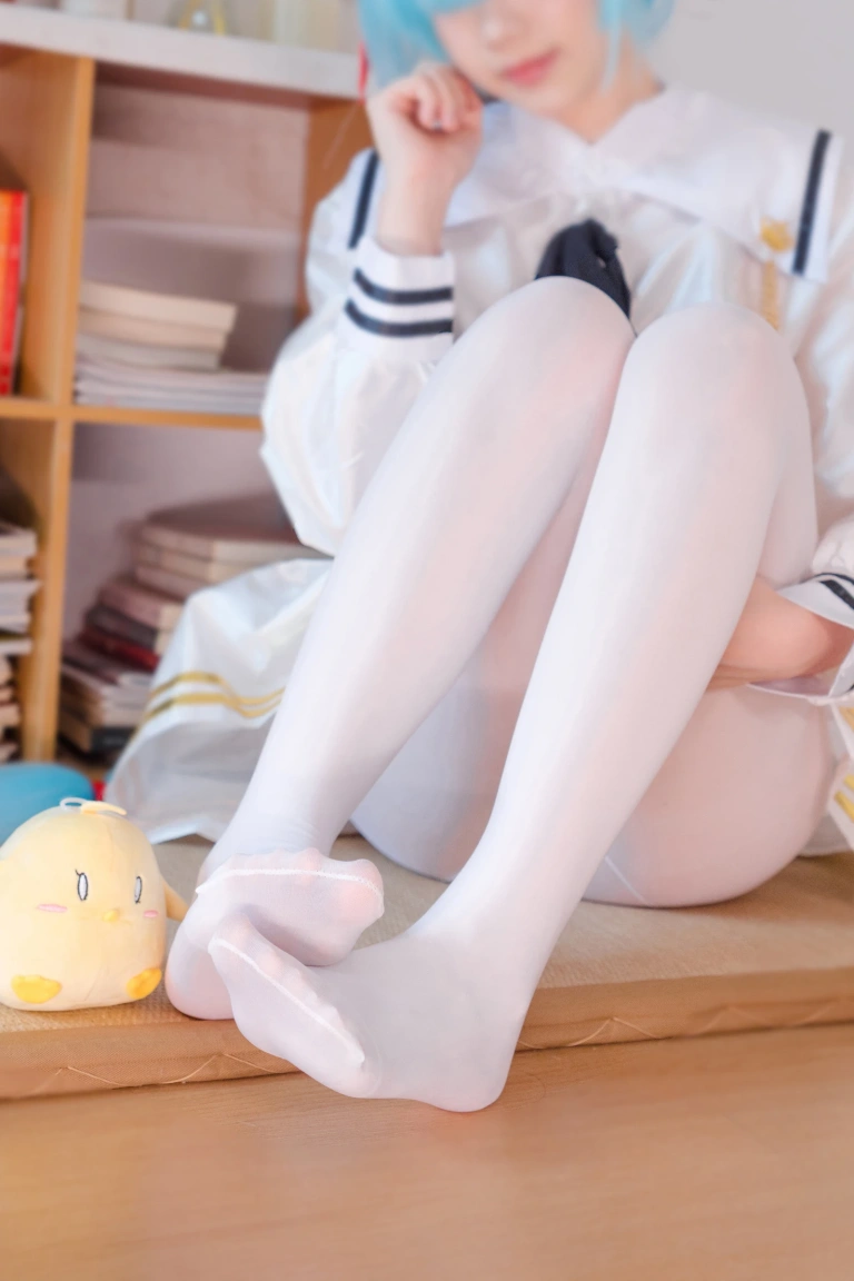 雪晴Astra《碧蓝航线 雅努斯·踌躇的换衣时间》主题写真：79张全套美图