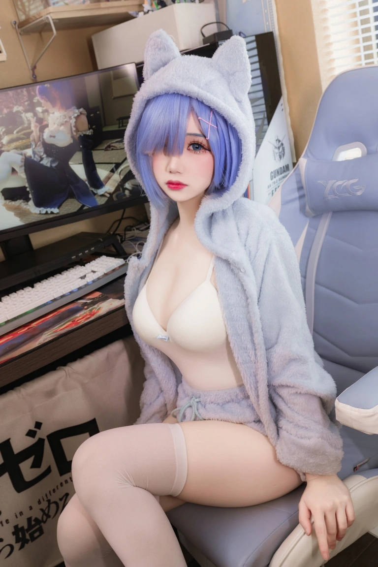 雪晴Astra《蕾姆猫猫》主题写真：13张全套美图