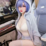 雪晴Astra《蕾姆猫猫》主题写真：13张全套美图