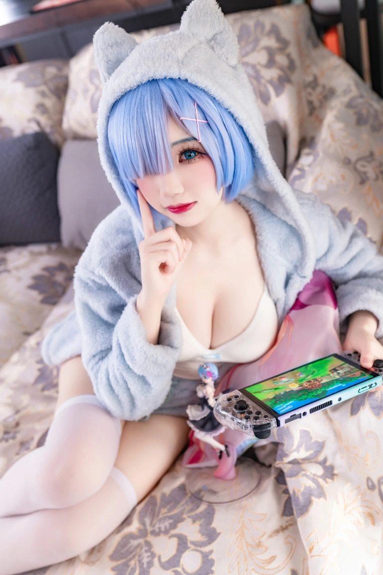雪晴Astra《蕾姆猫猫》主题写真：13张全套美图