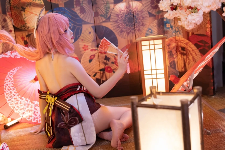雪晴Astra《原神 八重神子》主题写真：60张全套美图，含2个视频