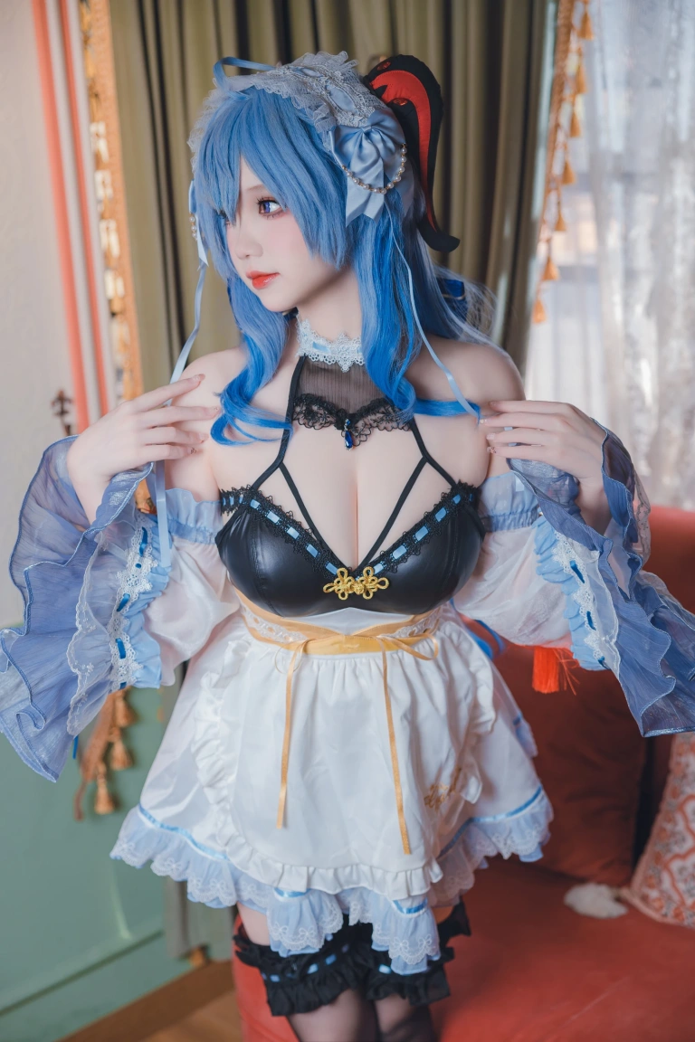 雪晴Astra《甘雨 女仆》主题写真：31张全套美图，含1个视频