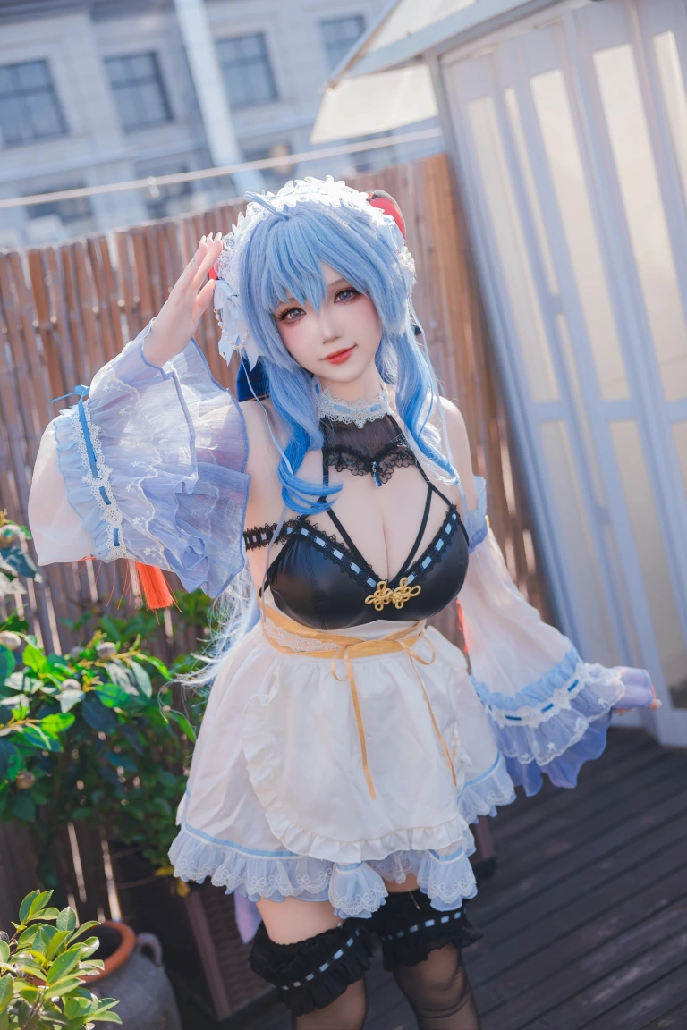 雪晴Astra《甘雨 女仆》主题写真：31张全套美图，含1个视频