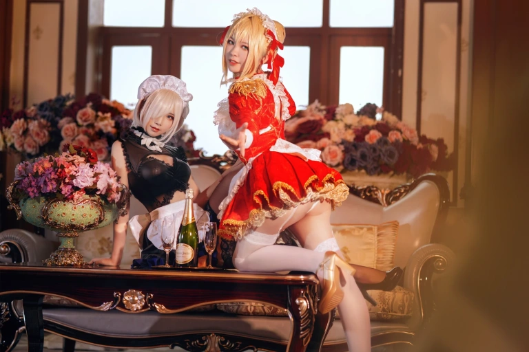 半半子 BANBANKO《Claudius x Kyrielight Maid（&面饼仙儿）》主题写真：22张全套美图