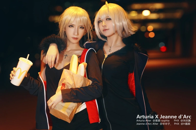 半半子 BANBANKO《Full set Upscaled（&索索sophia）》主题写真：9张全套美图