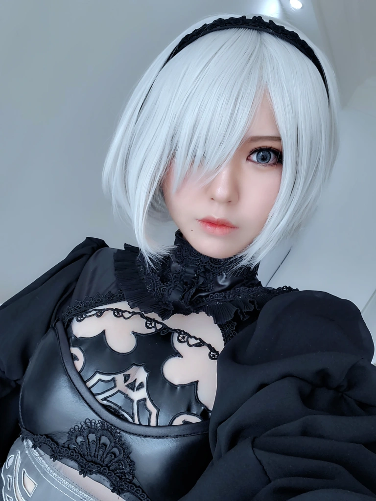 半半子 BANBANKO《Nier：2B》主题写真：50张全套美图