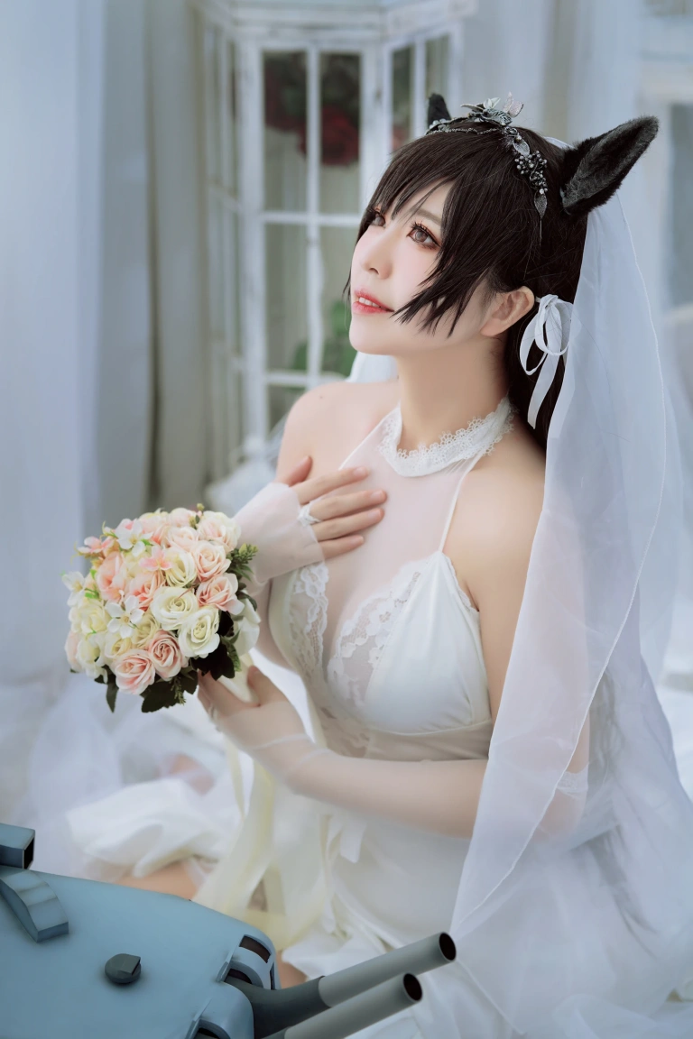 半半子 BANBANKO《愛宕花嫁.白花の誓い》主题写真：29张全套美图，含1个视频