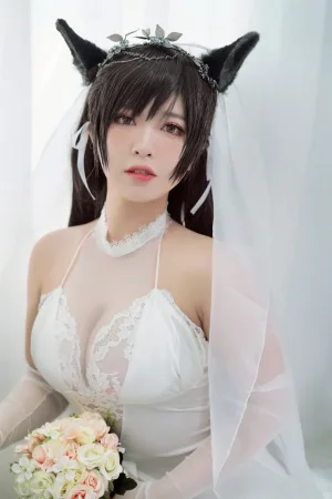半半子 BANBANKO《愛宕花嫁.白花の誓い》主题写真：29张全套美图，含1个视频