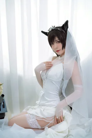 半半子 BANBANKO《愛宕花嫁.白花の誓い》主题写真：29张全套美图，含1个视频