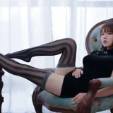 半半子 BANBANKO《吊带黑丝袜》主题写真：28张全套美图，含1个视频