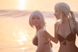 半半子 BANBANKO《黑贞1 海边泳装（&索索sophia）》主题写真：40张全套美图