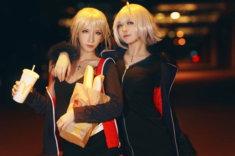 半半子 BANBANKO《黑贞4（&索索sophia）》主题写真：34张全套美图