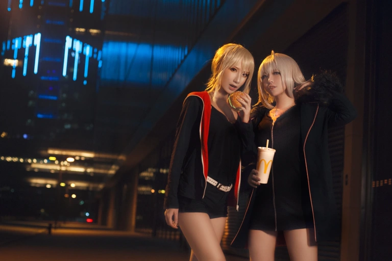 半半子 BANBANKO《黑贞4（&索索sophia）》主题写真：34张全套美图