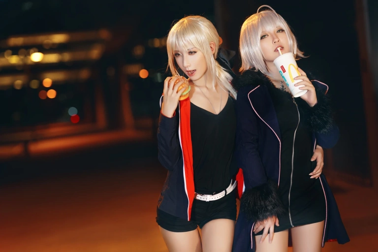 半半子 BANBANKO《黑贞4（&索索sophia）》主题写真：34张全套美图