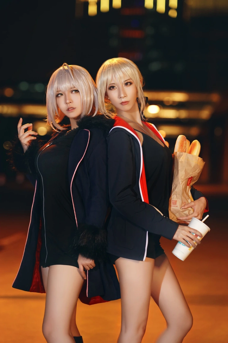 半半子 BANBANKO《黑贞4（&索索sophia）》主题写真：34张全套美图