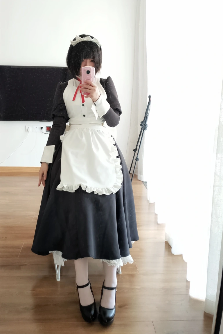 半半子 BANBANKO《嫌パン MAID BANBANKO 女仆》主题写真：60张全套美图，含2个视频