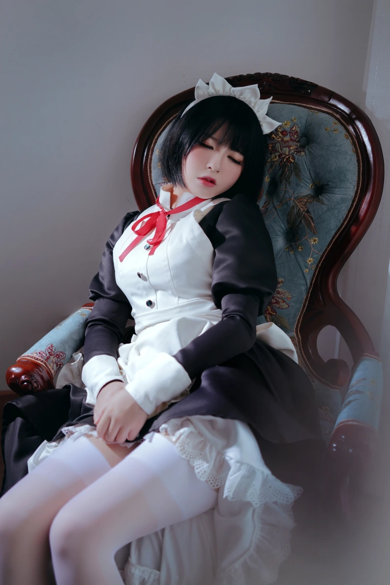 半半子 BANBANKO《嫌パン MAID BANBANKO 女仆》主题写真：60张全套美图，含2个视频