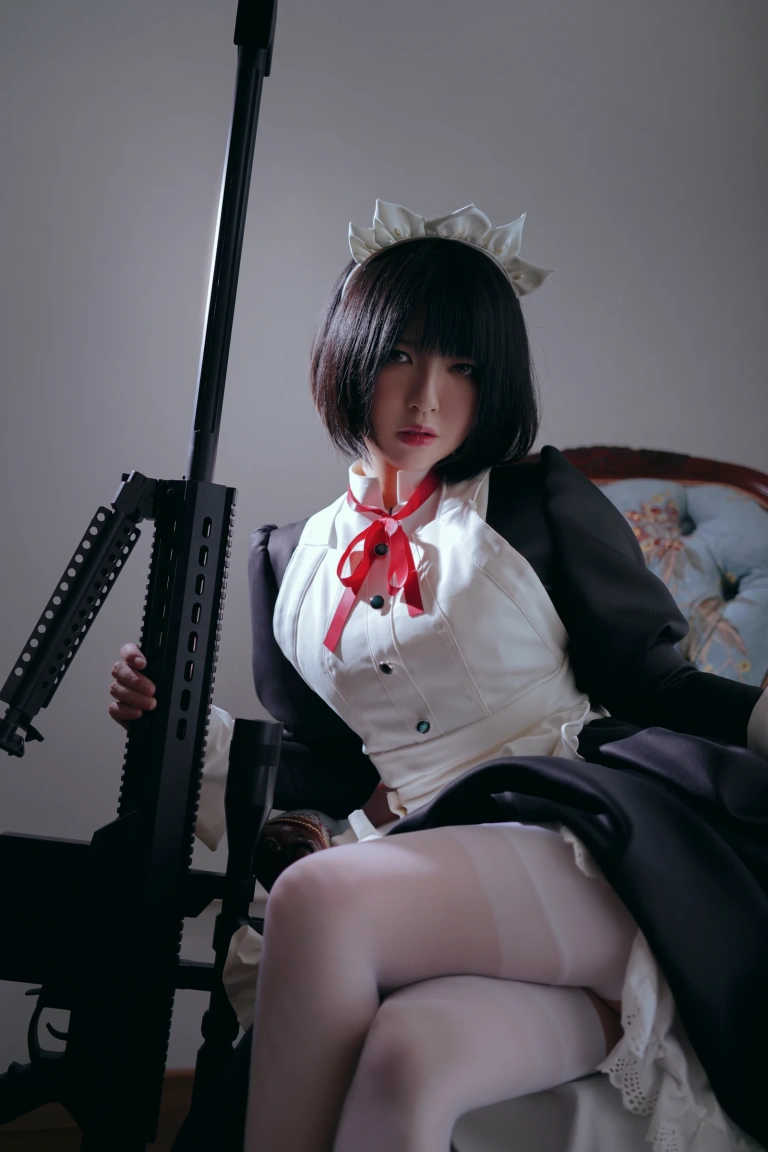 半半子 BANBANKO《嫌パン MAID BANBANKO 女仆》主题写真：60张全套美图，含2个视频
