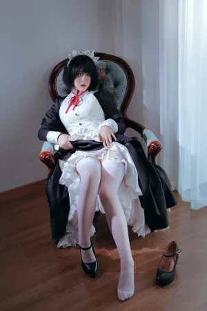 半半子 BANBANKO《嫌パン MAID BANBANKO 女仆》主题写真：60张全套美图，含2个视频