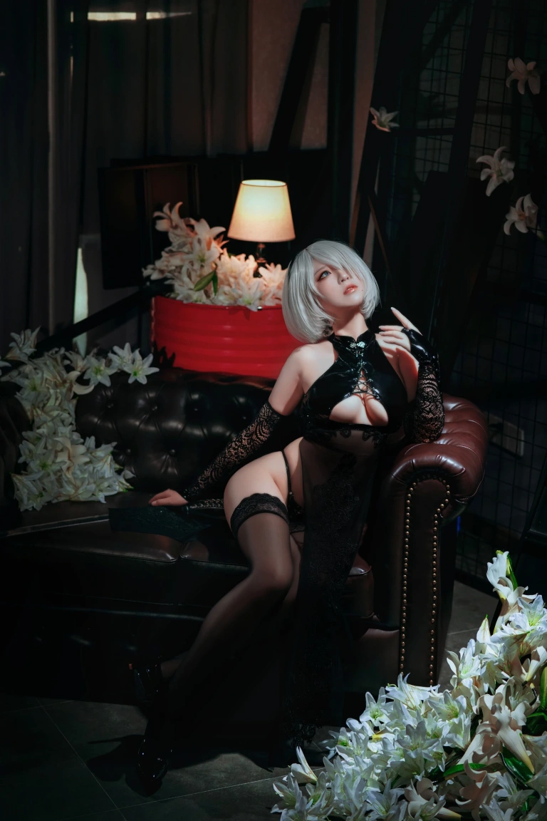 半半子 BANBANKO《2B靡烟旗袍》主题写真：37张全套美图