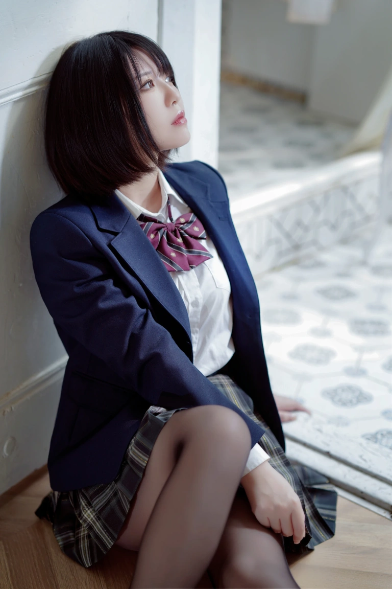 半半子 BANBANKO《彼女の制服姿が好き》主题写真：54张全套美图