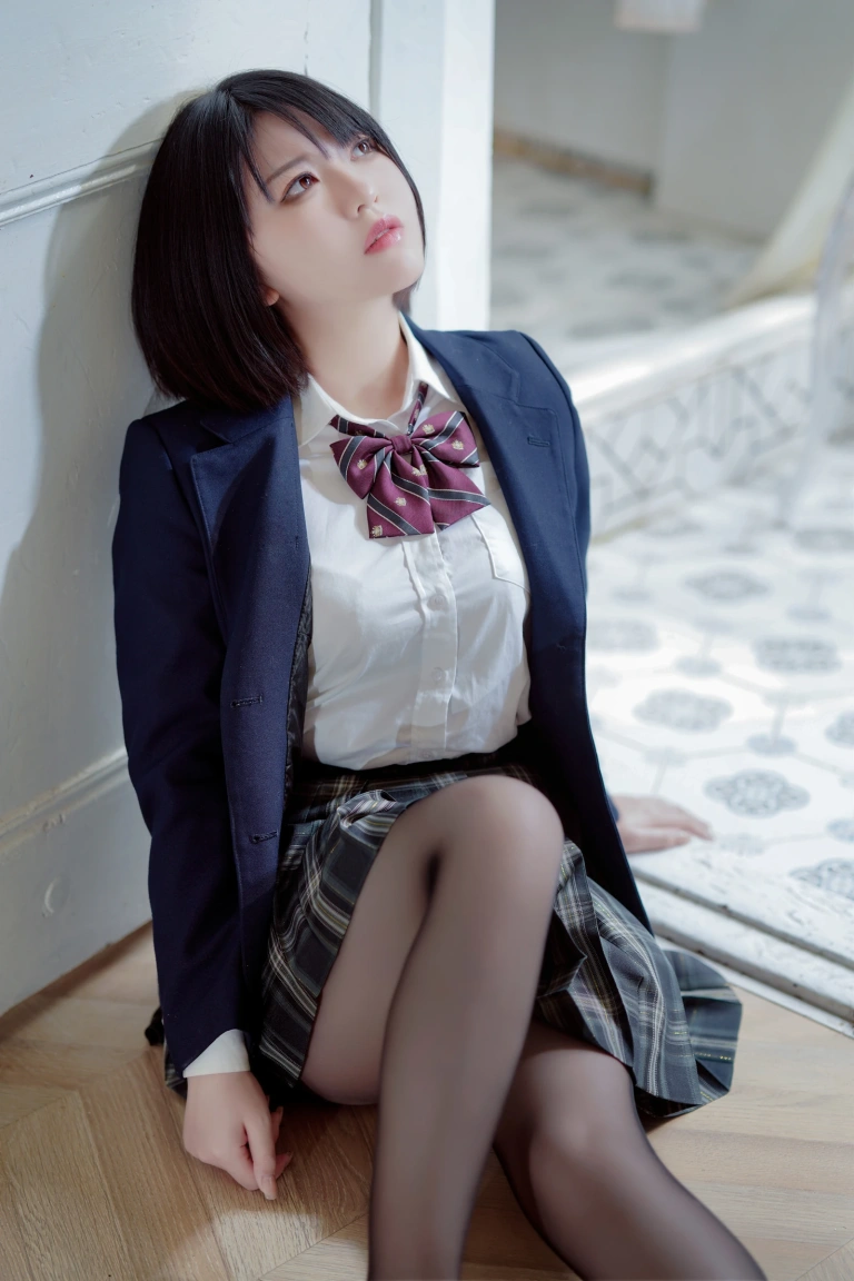 半半子 BANBANKO《彼女の制服姿が好き》主题写真：54张全套美图