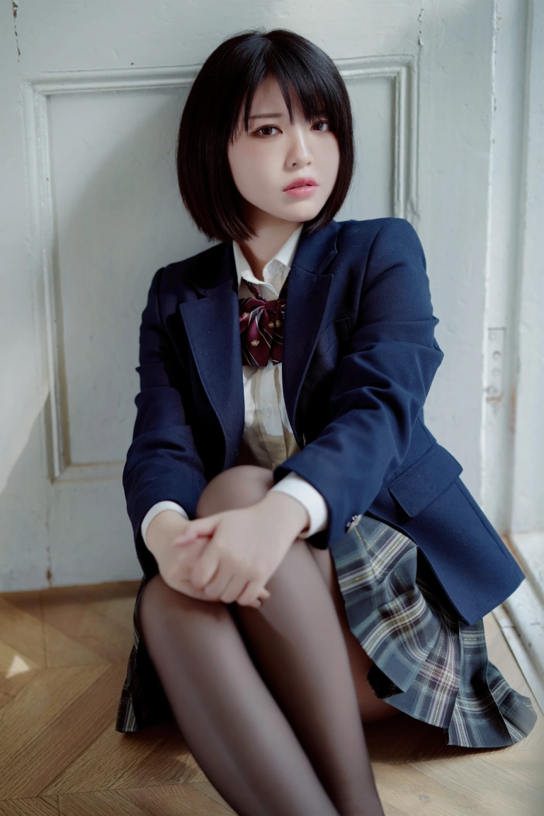 半半子 BANBANKO《彼女の制服姿が好き》主题写真：54张全套美图