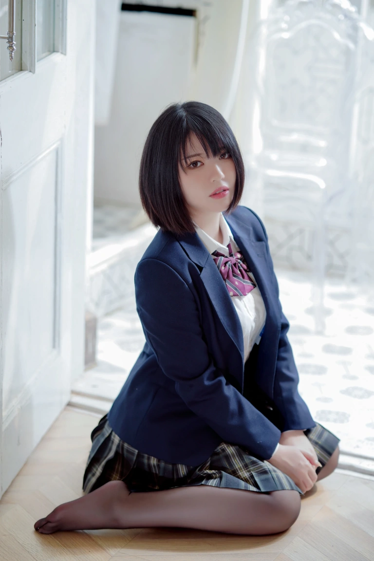 半半子 BANBANKO《彼女の制服姿が好き》主题写真：54张全套美图