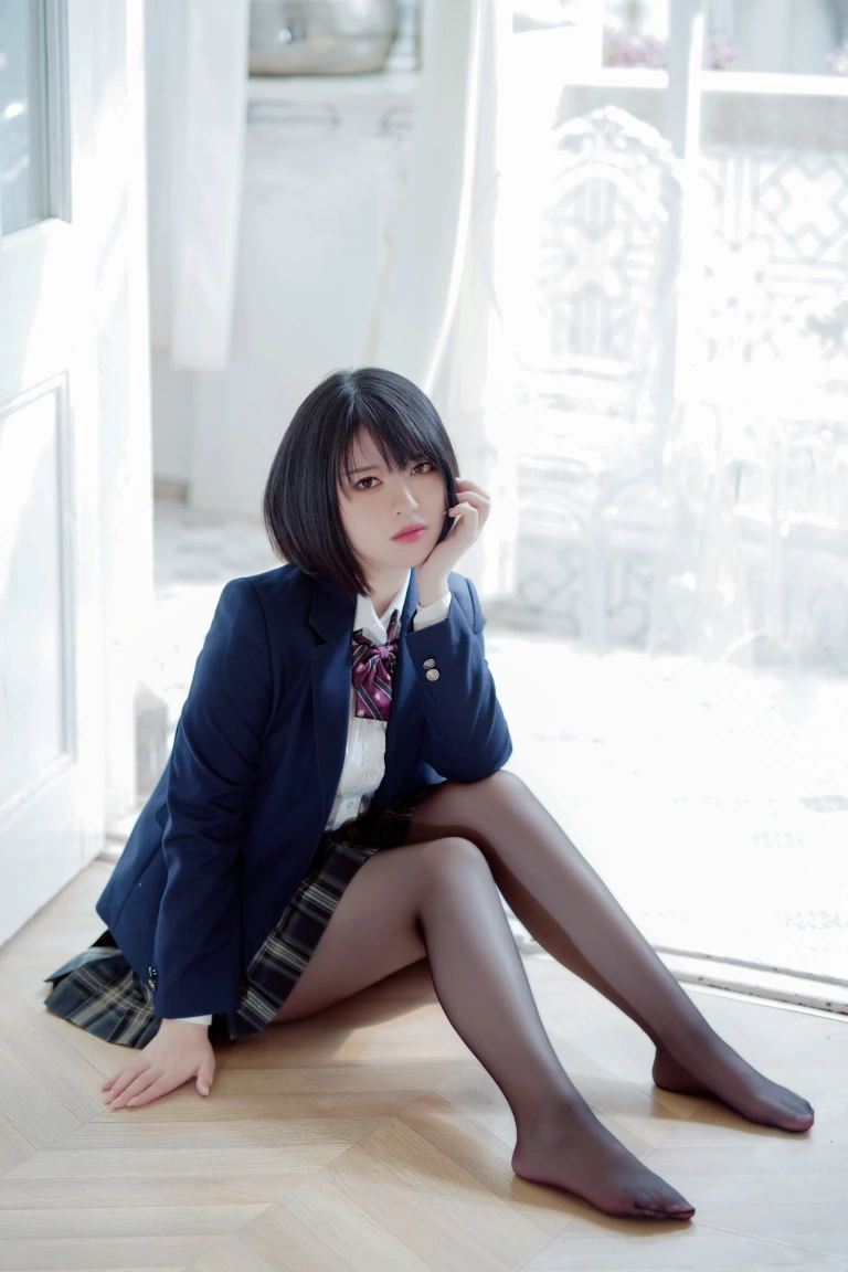 半半子 BANBANKO《彼女の制服姿が好き》主题写真：54张全套美图