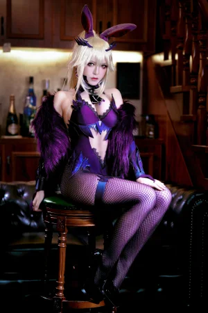 半半子 BANBANKO《LancerAlter Bunny》主题写真：40张全套美图