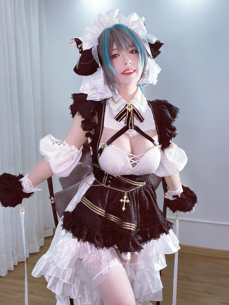 半半子 BANBANKO《柴郡》主题写真：63张全套美图，含2个视频