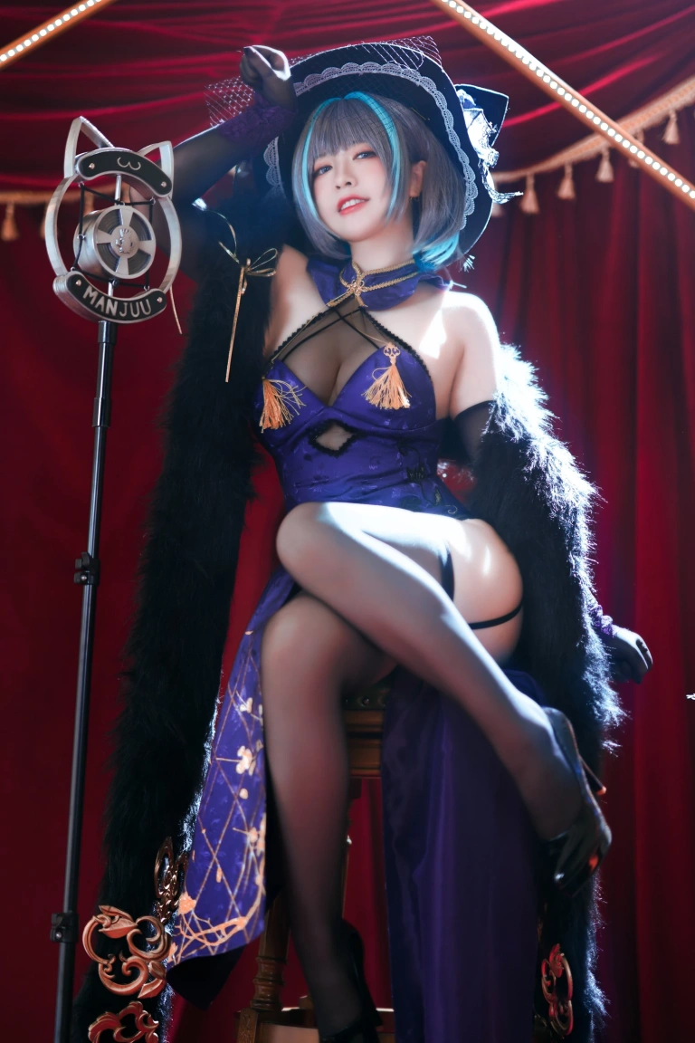 半半子 BANBANKO《柴郡旗袍》主题写真：64张全套美图