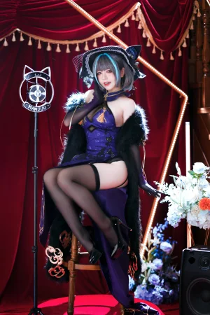 半半子 BANBANKO《柴郡旗袍》主题写真：64张全套美图
