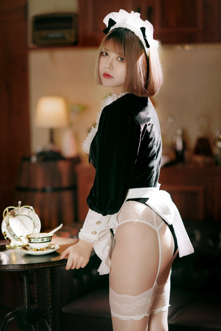 半半子 BANBANKO《来一份下午茶吧》主题写真：77张全套美图，含2个视频