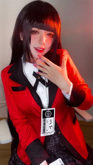 半半子 BANBANKO《夢子》主题写真：48张全套美图