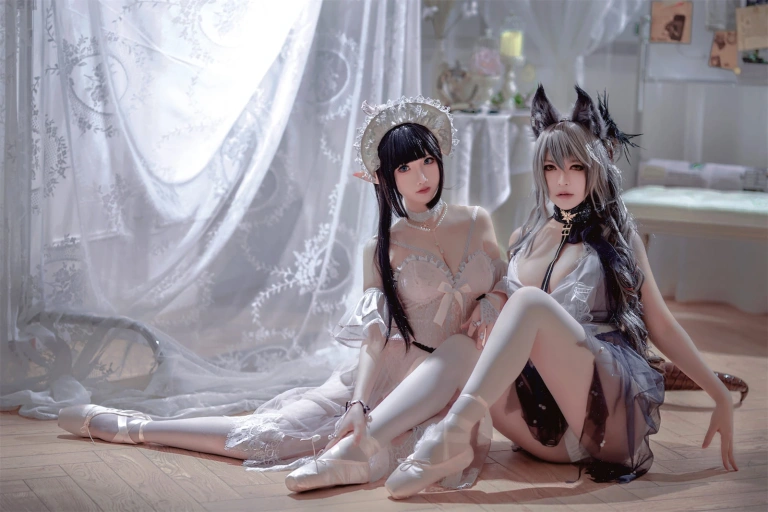 半半子 BANBANKO《Arknights 黑x森蚺バレエ（&面饼仙儿）》主题写真：56张全套美图