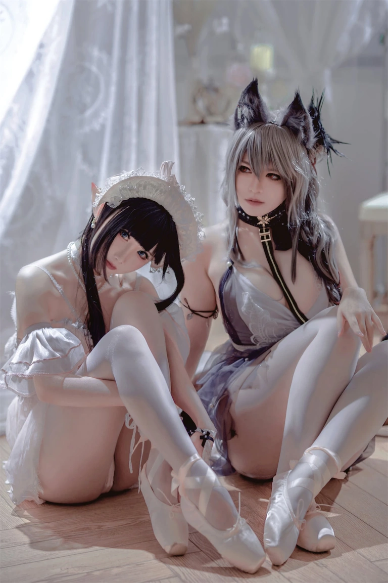 半半子 BANBANKO《Arknights 黑x森蚺バレエ（&面饼仙儿）》主题写真：56张全套美图