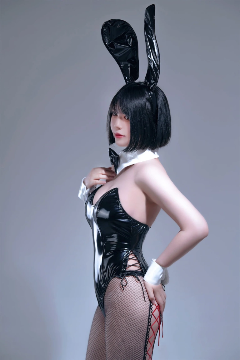 半半子 BANBANKO《Bunny Vol.02》主题写真：75张全套美图