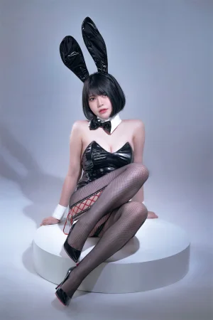 半半子 BANBANKO《Bunny Vol.02》主题写真：75张全套美图