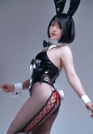 半半子 BANBANKO《Bunny Vol.02》主题写真：75张全套美图
