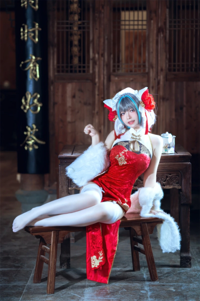 半半子 BANBANKO《柴郡中华娘旗袍》主题写真：45张全套美图，含2个视频