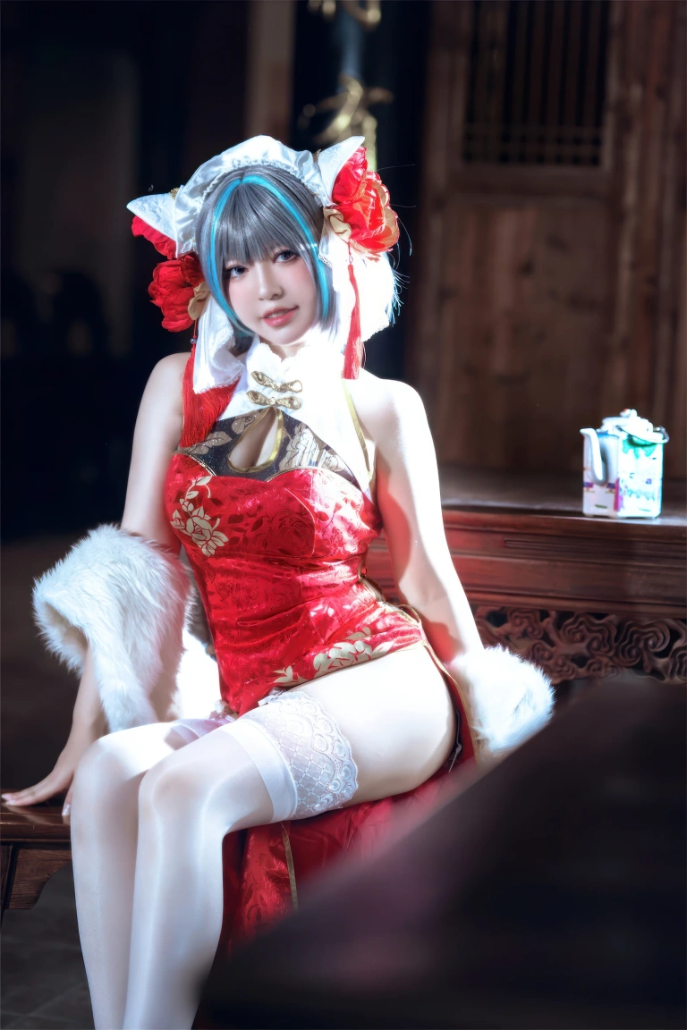 半半子 BANBANKO《柴郡中华娘旗袍》主题写真：45张全套美图，含2个视频