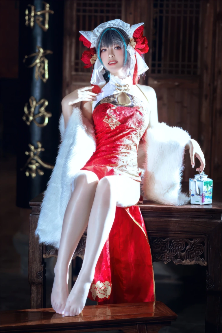 半半子 BANBANKO《柴郡中华娘旗袍》主题写真：45张全套美图，含2个视频