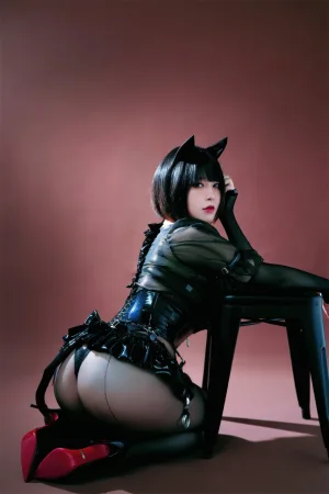 半半子 BANBANKO《黑猫NEKO》主题写真：55张全套美图，含2个视频