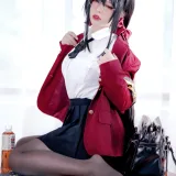 半半子 BANBANKO《大凤 风纪委员》主题写真：55张全套美图，含3个视频